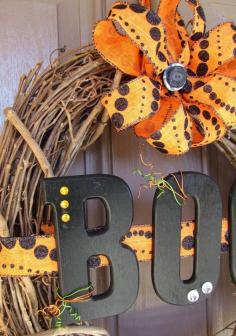 Halloween Boo Wreath