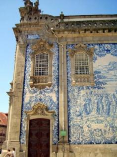 
                    
                        Azulejo (hand painted tile) Church of Carmo : Rua do Carmo 4050-164 #Oporto Portugal
                    
                