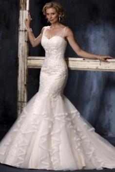 Lovely Natural Spaghetti Straps Sleeveless Lace Mermaid Floor-Length Bridal Wedding Dress