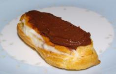 
                    
                        Boston Cream Pie Eclairs » 1840farm.com
                    
                