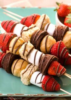 
                    
                        Dessert Kabobs - a simple and delicious way to serve several "mini" treats. Perfect for parties, barbecues and holidays! { lilluna.com }
                    
                