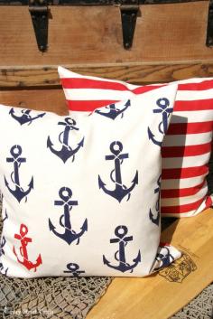 
                    
                        DIY stenciled pillows.  Make your own unique throw pillows with Paint-A-Pillow. {Canary Street Crafts}
                    
                