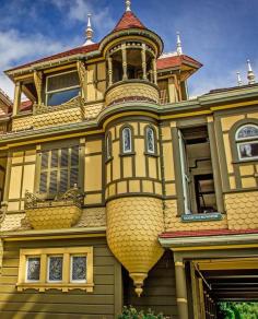 
                    
                        Winchester Mystery House, San Jose, California
                    
                