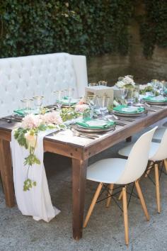 
                        
                            Rustic-meets-modern wedding decor: www.stylemepretty... | Photography: Rahel Menig - www.rahelmenigpho...
                        
                    