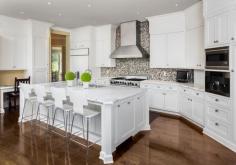 Our installers are licensed and insured for just about any project we could help you with and our interior designers are trained professionals! At Builders Surplus we aim to give you and your home the greatest value possible. We have two locations; one in Louisville, Kentucky and the other in Newport, Kentucky – which also serves Cincinnati, Ohio.