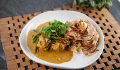 Malaysian Chicken Curry & Roti Canai