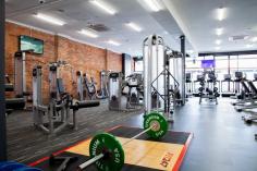 FIT247 is qualified bentleigh fitness centre and gym. Our gym is well equipped and maintained to cater for every workout, and all members. We provide industry best equipment at affordable prices. 
