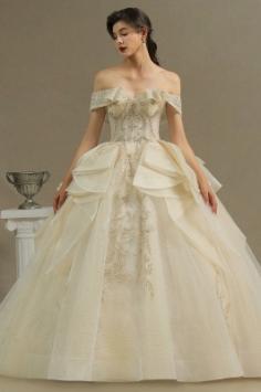 Elegante Hochzeitskleider Prinzessin | Brautkleider mit Spitze