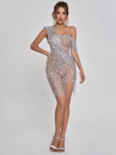 No dress is more party-ready than a sparkly Bailee Split Sequin Mini Dress. This off shoulder bishop sleeve sequin mini dress is covered in sparkling details for women. Completed with an off-the-shoulder neckline, a form fitted silhouette with ruched details and a hidden zip closure at back, and a short dress cut, this stunning dress in our boutique takes a trendy modern look on classic party dresses. Dress up this glamorous and sophisticated outfit with a simple pair of shoes and gold tone hoop earrings.
