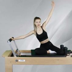 Best Pilates Reformer Europe: How to Choose the Right Equipment for Your Studio
Choosing the best Pilates reformer Europe has to offer is an important decision for studios, fitness professionals, physiotherapists, and home users. A reformer is more than a piece of exercise equipment. It becomes part of your daily training environment, influences the quality of movement, and can shape the experience you provide to every client.